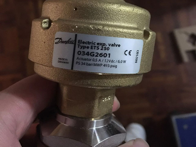 Insulated Structures Multiplex Refrigration Electronic Expansion Valve